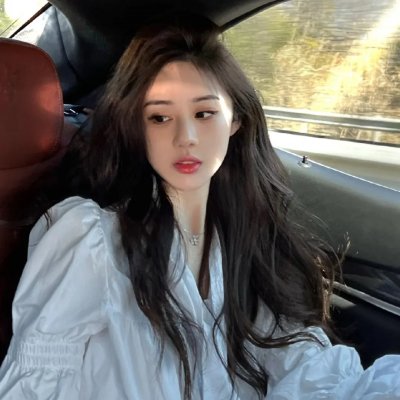动作女主：水果应援团封面