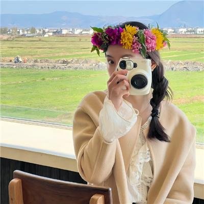 疯狂人字拖封面